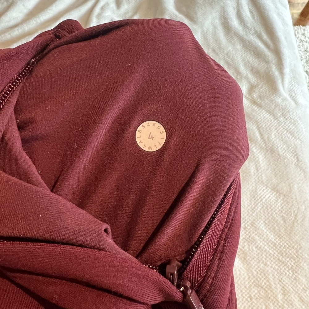Lululemon Jacket - Picture 4 of 4